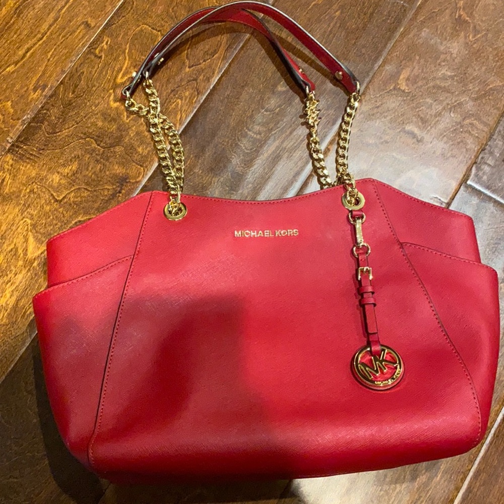 MK Jet Set Travel Saffiano